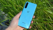 OxygenOS 11.1.4.4 fixes OnePlus Nord overheating and battery issues
