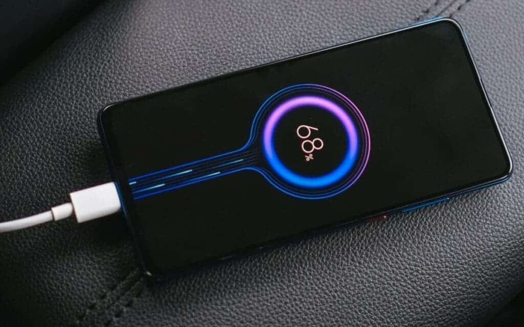 200W charging will appear in Xiaomi smartphones next year