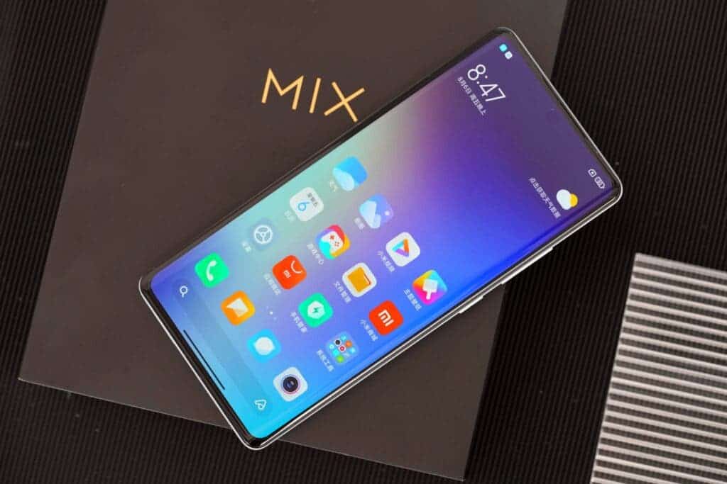 360-degree look at this premium smartphone -