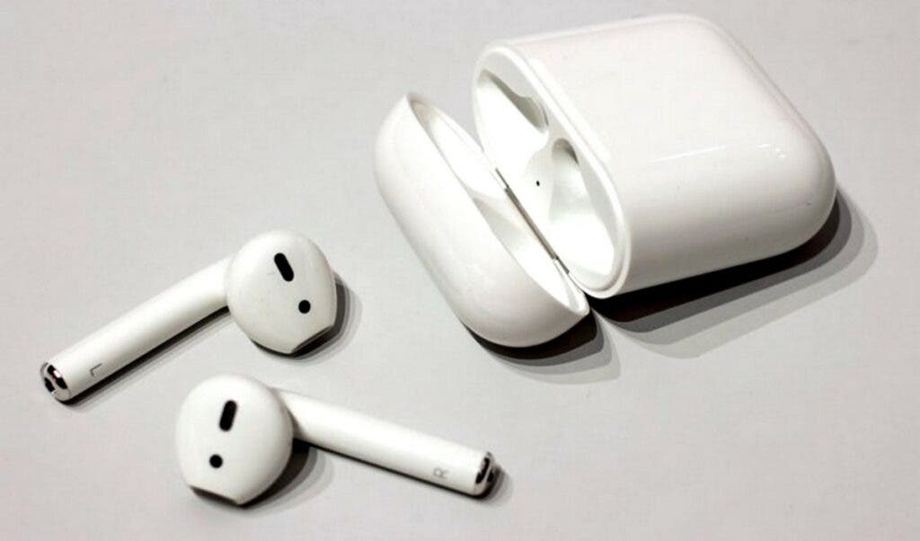 AirPods