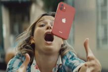 Apple colonizes the U.S. smartphone market – A Symbol of Wealth & Fashion for many Americans