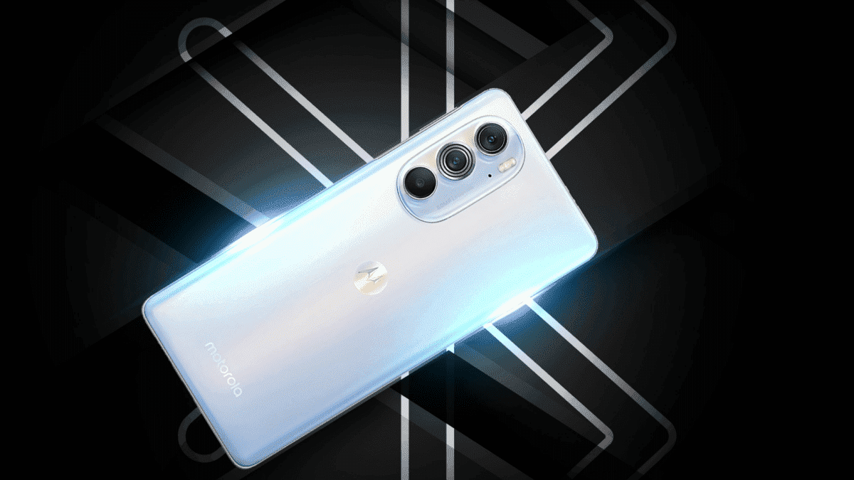 Motorola Edge+ (2022)