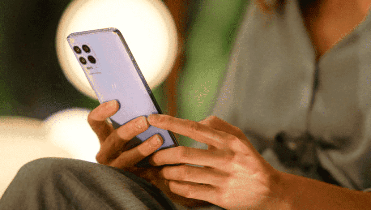 Moto G100 gets Android 12 update