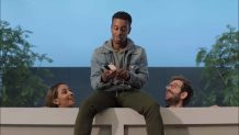 Samsung mocks iPhone users again
