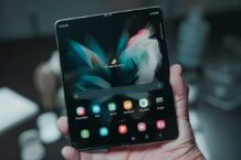 Samsung hopes to sell 15 million foldable phones this year